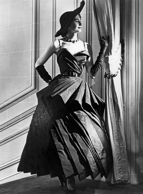 samtkleider von christian dior|christian dior fashion designs.